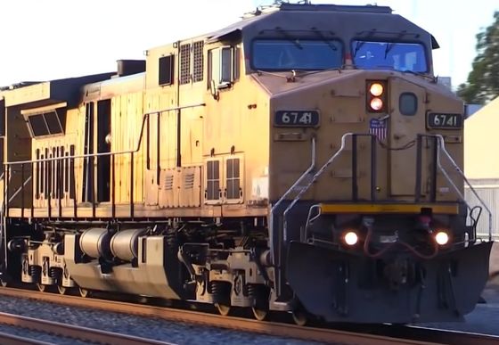 FCL LCL International Rail Freight dari China ke Eropa Pengirim Barang Global
