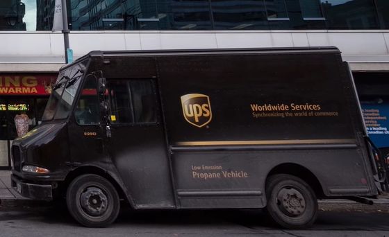 Enfei Carrier UPS International Freight dari Guangzhou Cina ke Kanada